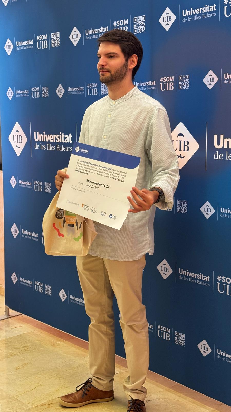 Primer Premio en los Premios Jóvenes Universitarios UIBempren 2025